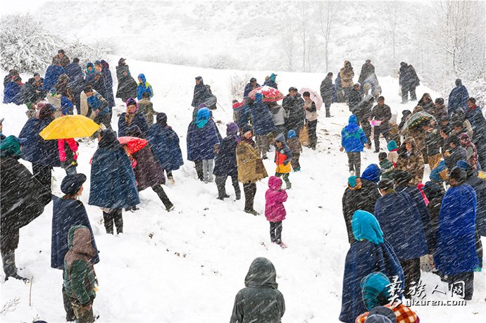 大雪-雷鸿