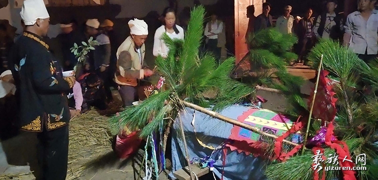 罗婺彝族祭祀中的《献药经》仪式