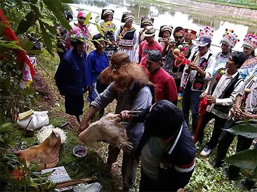 大理漾濞南部彝族风俗山歌调之哭丧调