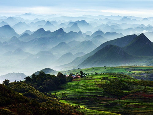 舍得雾海：彝山之巅流动的风景