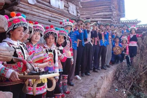 走一趟咪依噜风情谷 领略地道彝家文化 (8)